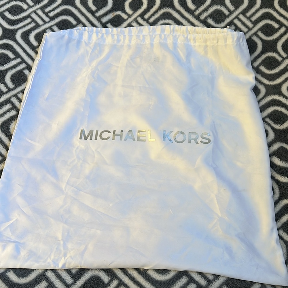 Michael Kors Womens Bag - Picture 3 of 10